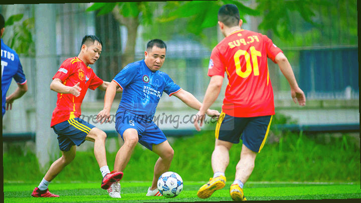 集锦库列表界面，按时间排序，缩略图